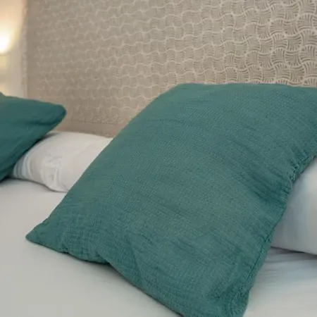 Hostel Sa Fita Backpackers - Juvenil *