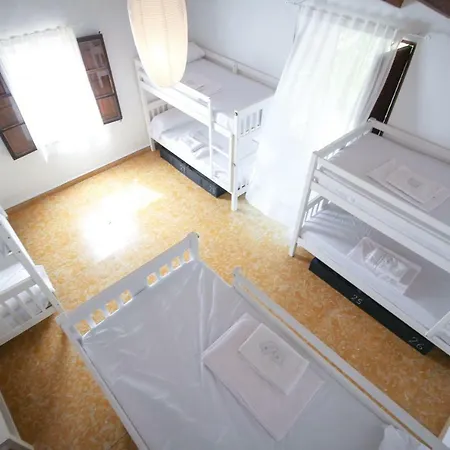 Sa Fita Backpackers - Juvenil Hostel *