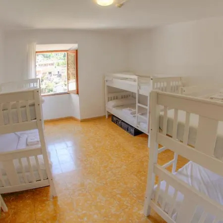 Sa Fita Backpackers - Juvenil Hostel